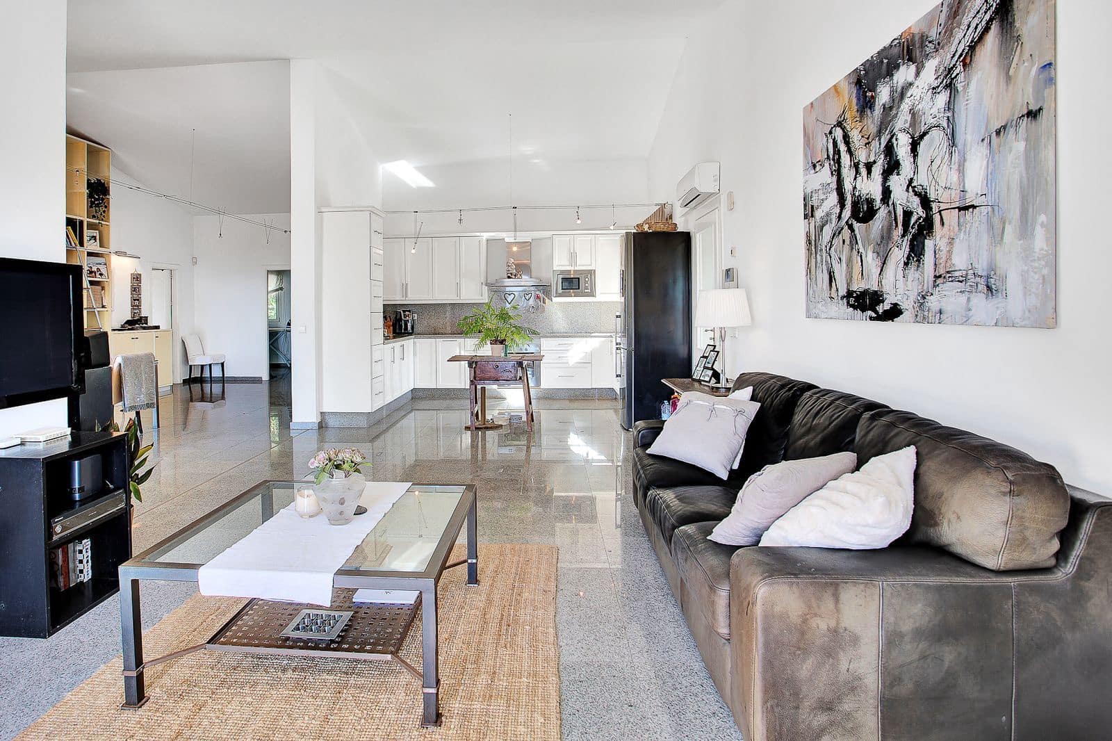 6 soveværelse Villa til salg i Marbesa med swimmingpool garage - € 2.290.000 (Ref: 8122748)