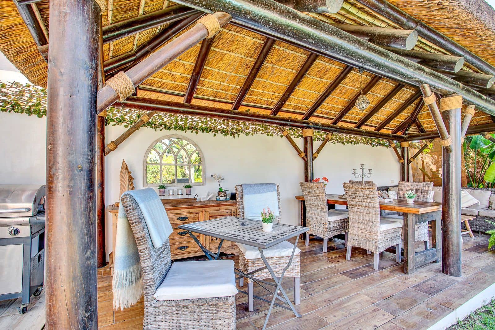 6 soveværelse Villa til salg i Marbesa med swimmingpool garage - € 2.290.000 (Ref: 8122748)