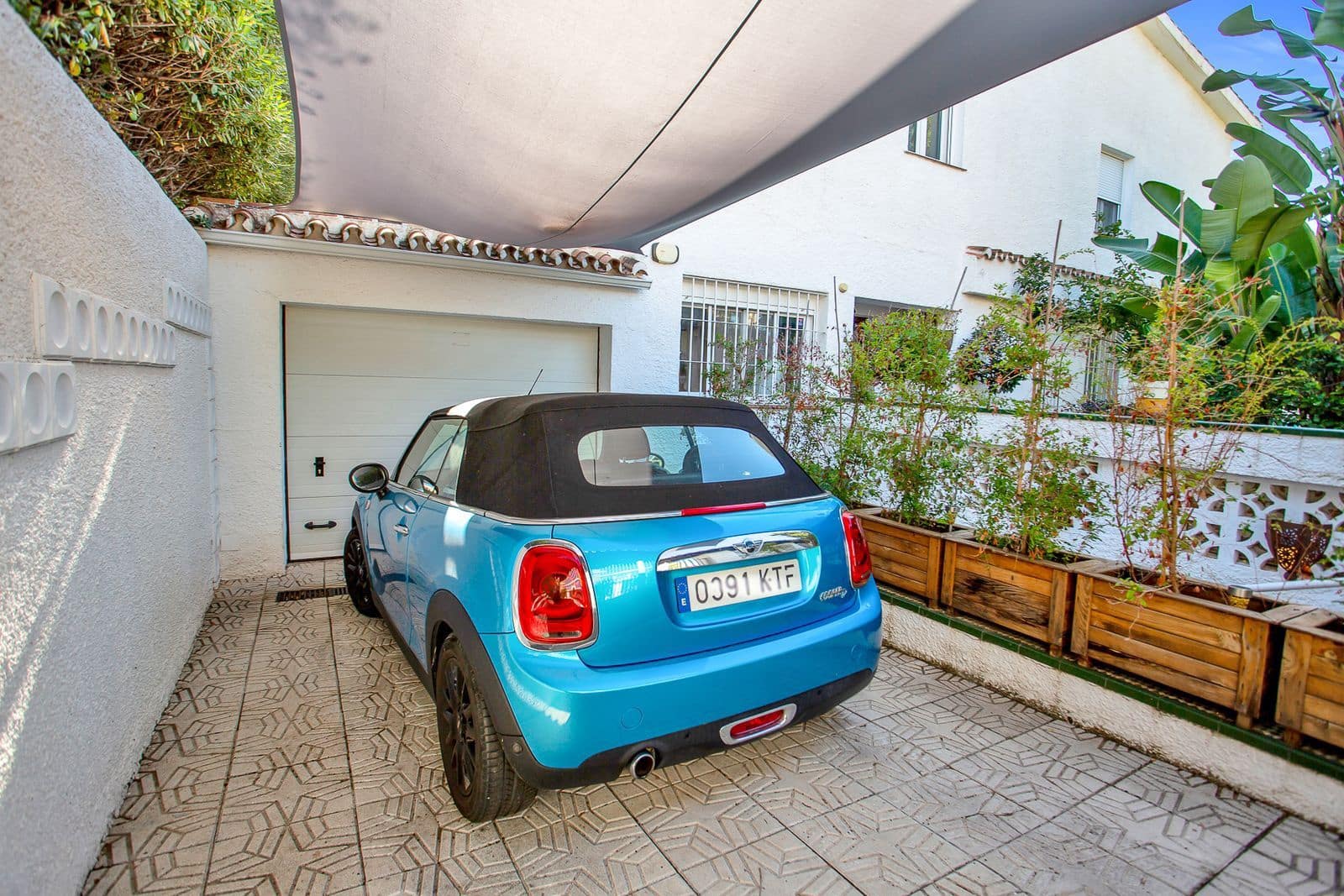 6 soveværelse Villa til salg i Marbesa med swimmingpool garage - € 2.290.000 (Ref: 8122748)