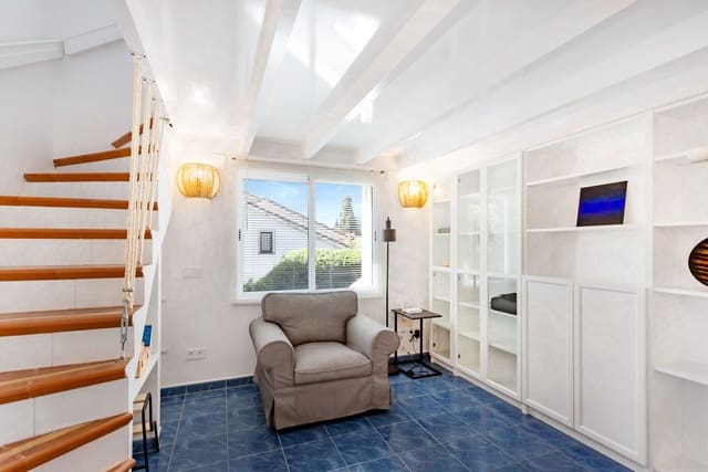 3 chambre Penthouse à vendre à Nueva Andalucia, Marbella avec piscine garage - 499 000 € (Ref: 8139551)