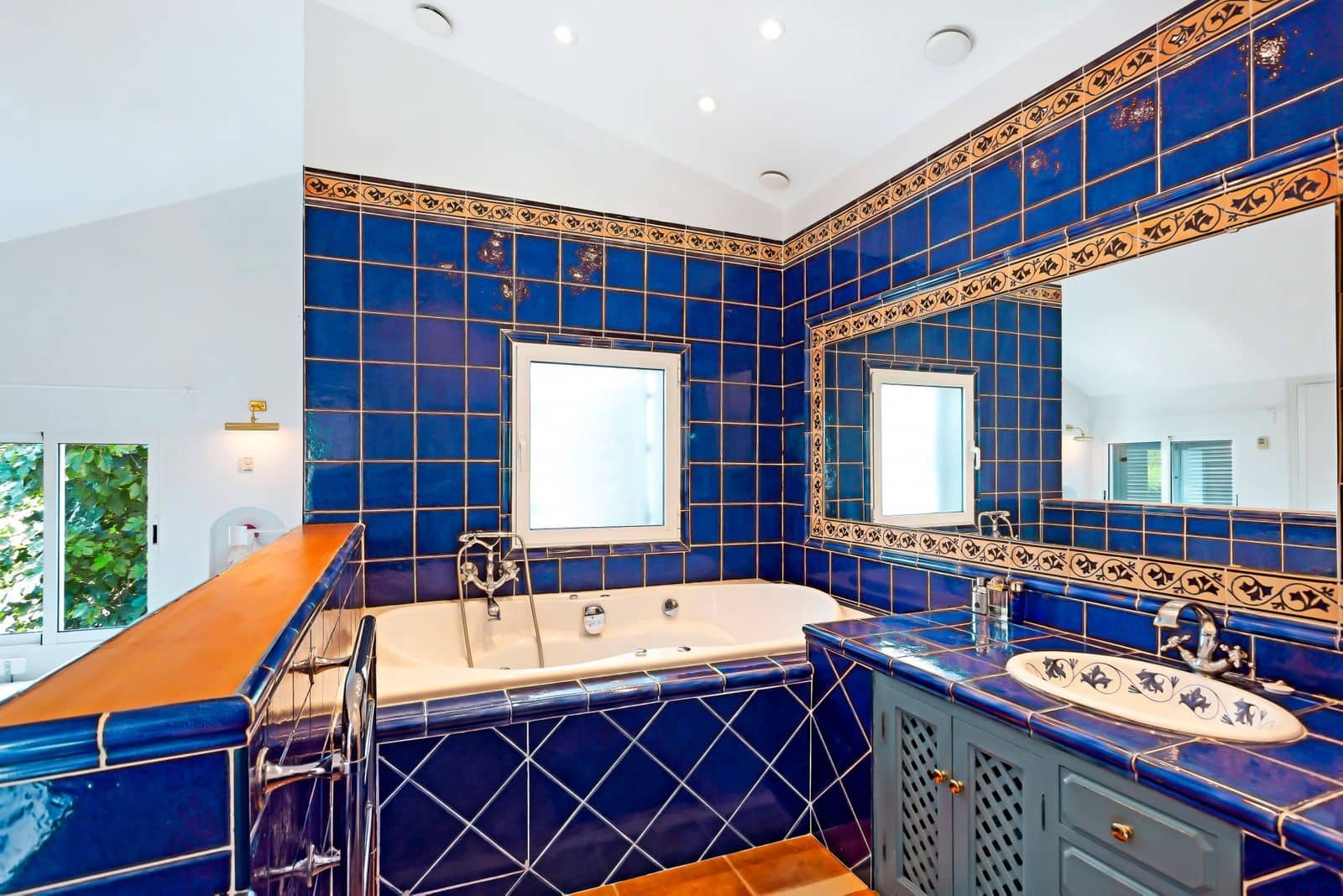 3 soverom Penthouse til salgs i Nueva Andalucia med svømmebasseng garasje - € 499 000 (Ref: 8139551)