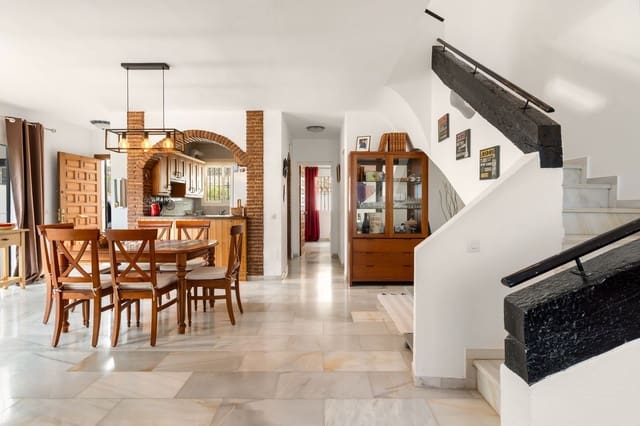 3 chambre Maison de Ville à vendre à Calahonda, Mijas avec piscine garage - 499 000 € (Ref: 8169288)