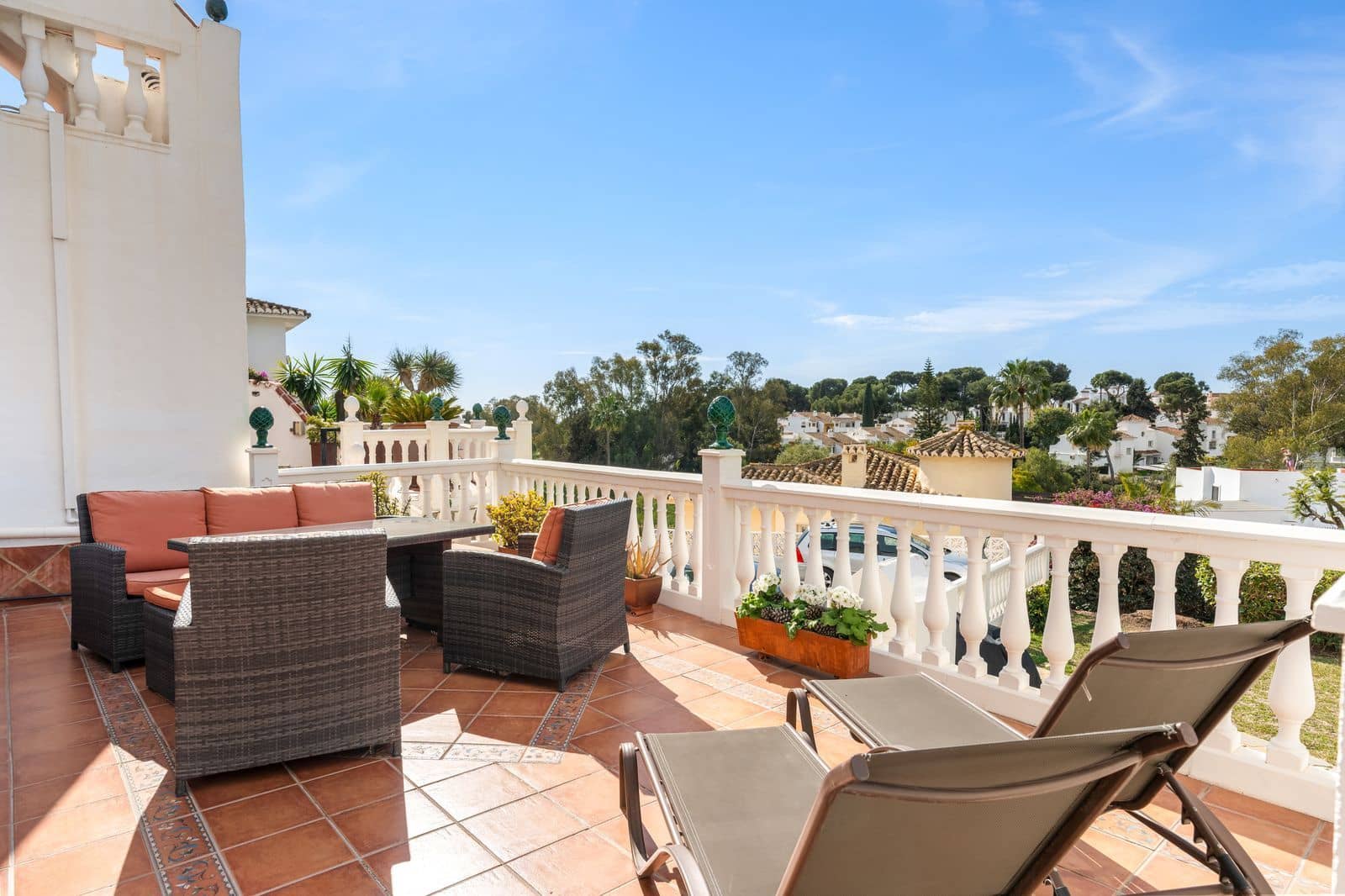 3 soverom Hus til salgs i Calahonda med svømmebasseng garasje - € 499 000 (Ref: 8169288)