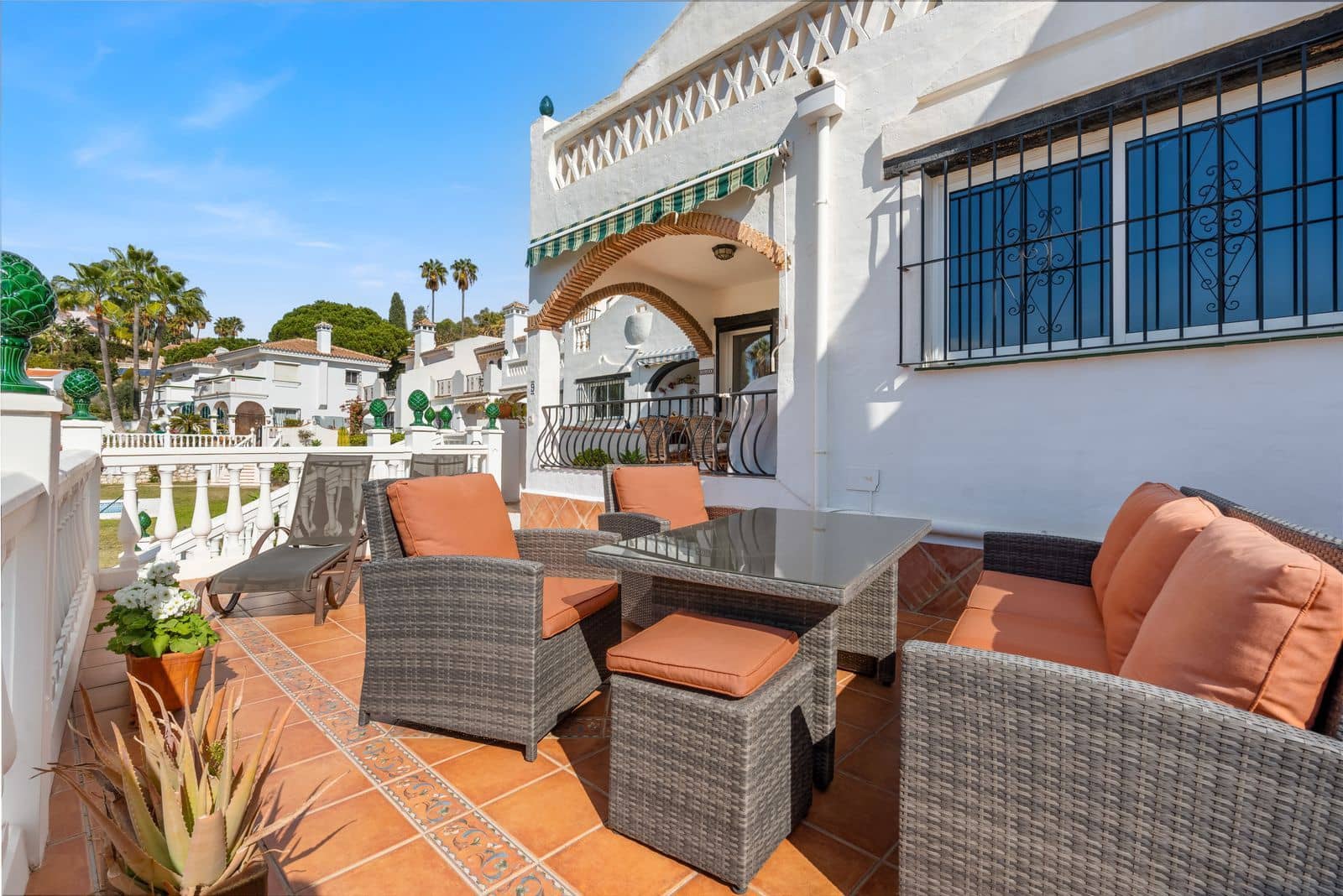 3 soverom Hus til salgs i Calahonda med svømmebasseng garasje - € 499 000 (Ref: 8169288)