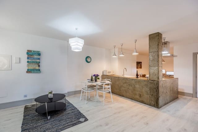 2 bedroom Apartment for sale in Nueva Andalucia, Marbella with pool garage - € 600,000 (Ref: 8173724)