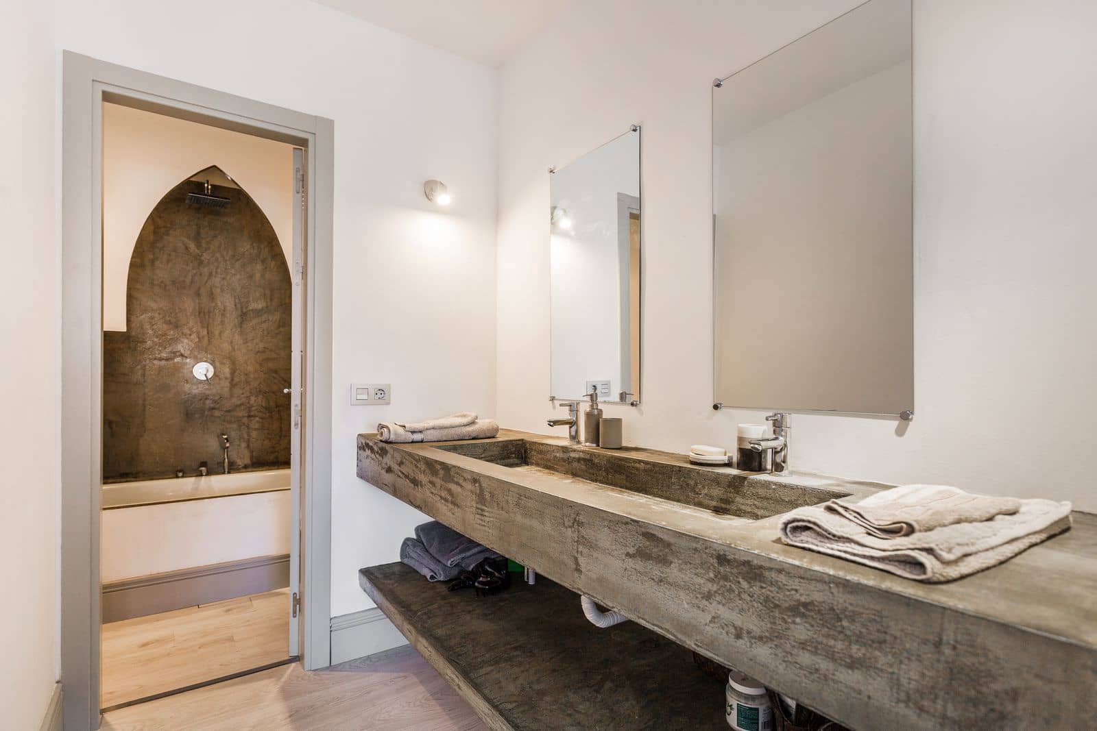 2 soveværelse Lejlighed til salg i Nueva Andalucia med swimmingpool garage - € 600.000 (Ref: 8173724)