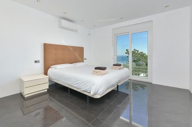 4 soverom Villa til salgs i Torrenueva, Mijas med svømmebasseng garasje - € 2 250 000 (Ref: 8173726)