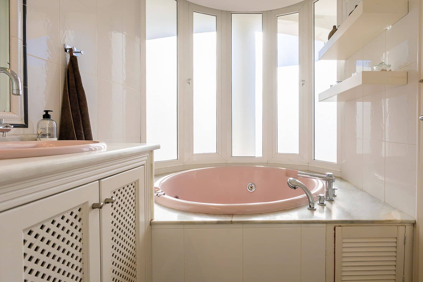 4 soveværelse Byhus til salg i Calahonda med swimmingpool garage - € 545.000 (Ref: 8176283)