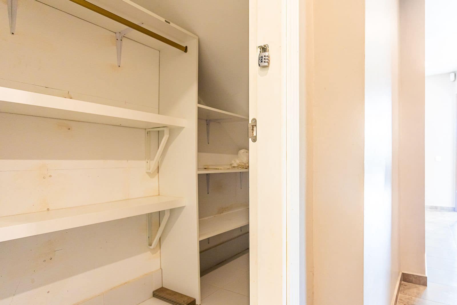 4 soveværelse Byhus til salg i Calahonda med swimmingpool garage - € 545.000 (Ref: 8176283)