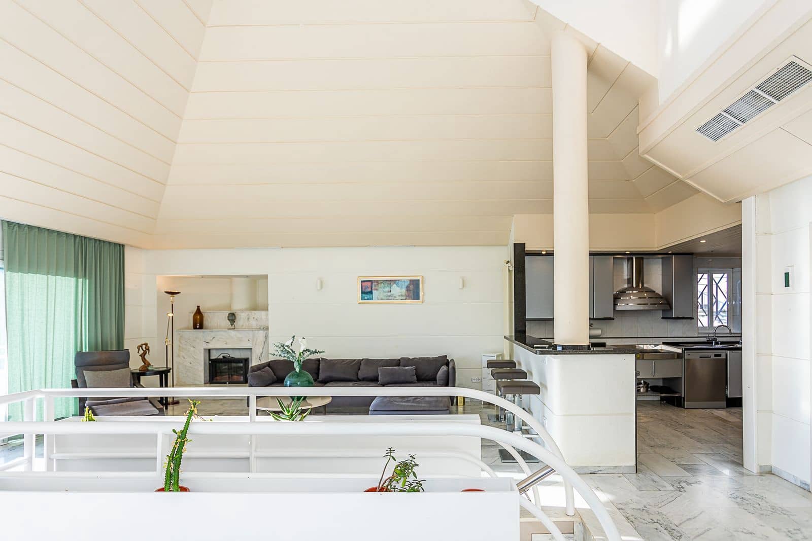 4 soveværelse Byhus til salg i Calahonda med swimmingpool garage - € 545.000 (Ref: 8176283)