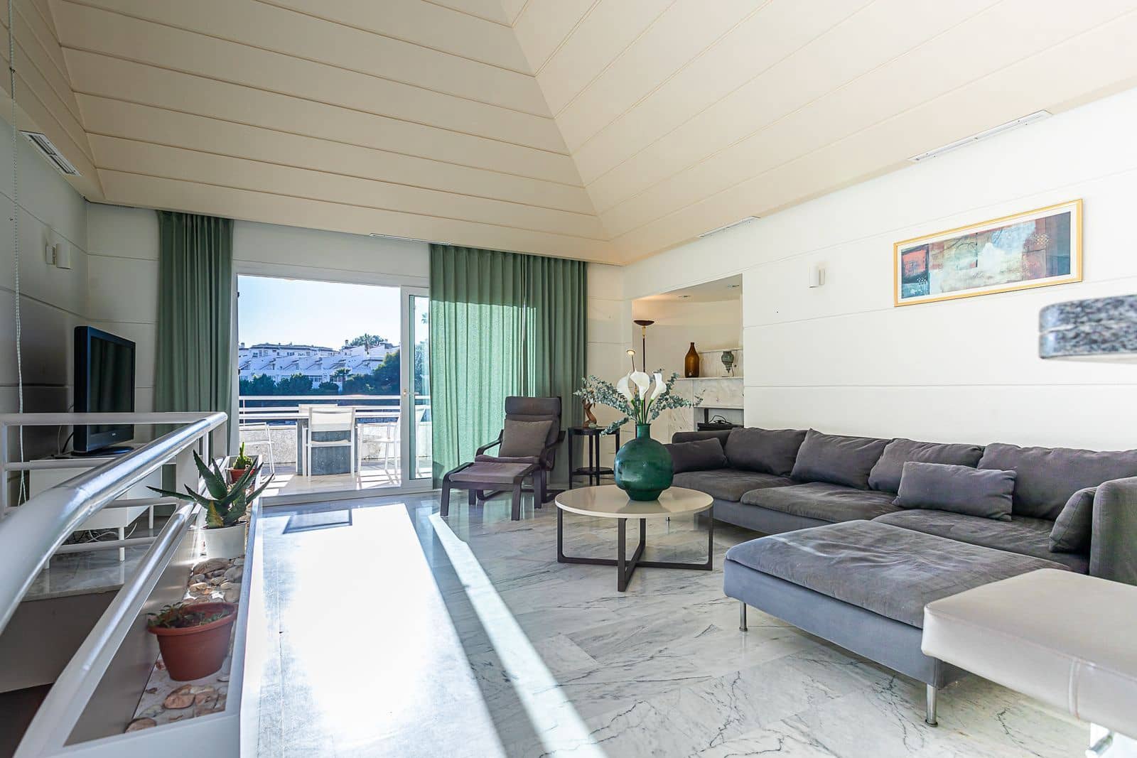 4 soveværelse Byhus til salg i Calahonda med swimmingpool garage - € 545.000 (Ref: 8176283)