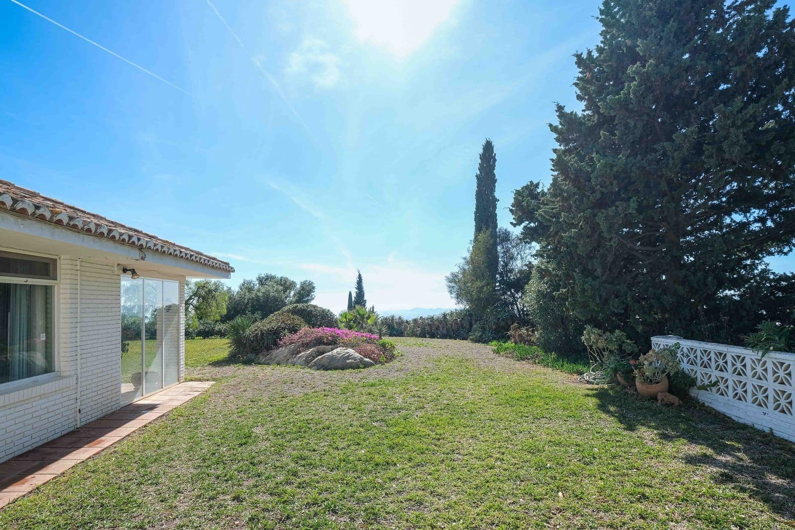 3 soveværelse Villa til salg i La Capellania med swimmingpool garage - € 1.450.000 (Ref: 8185235)