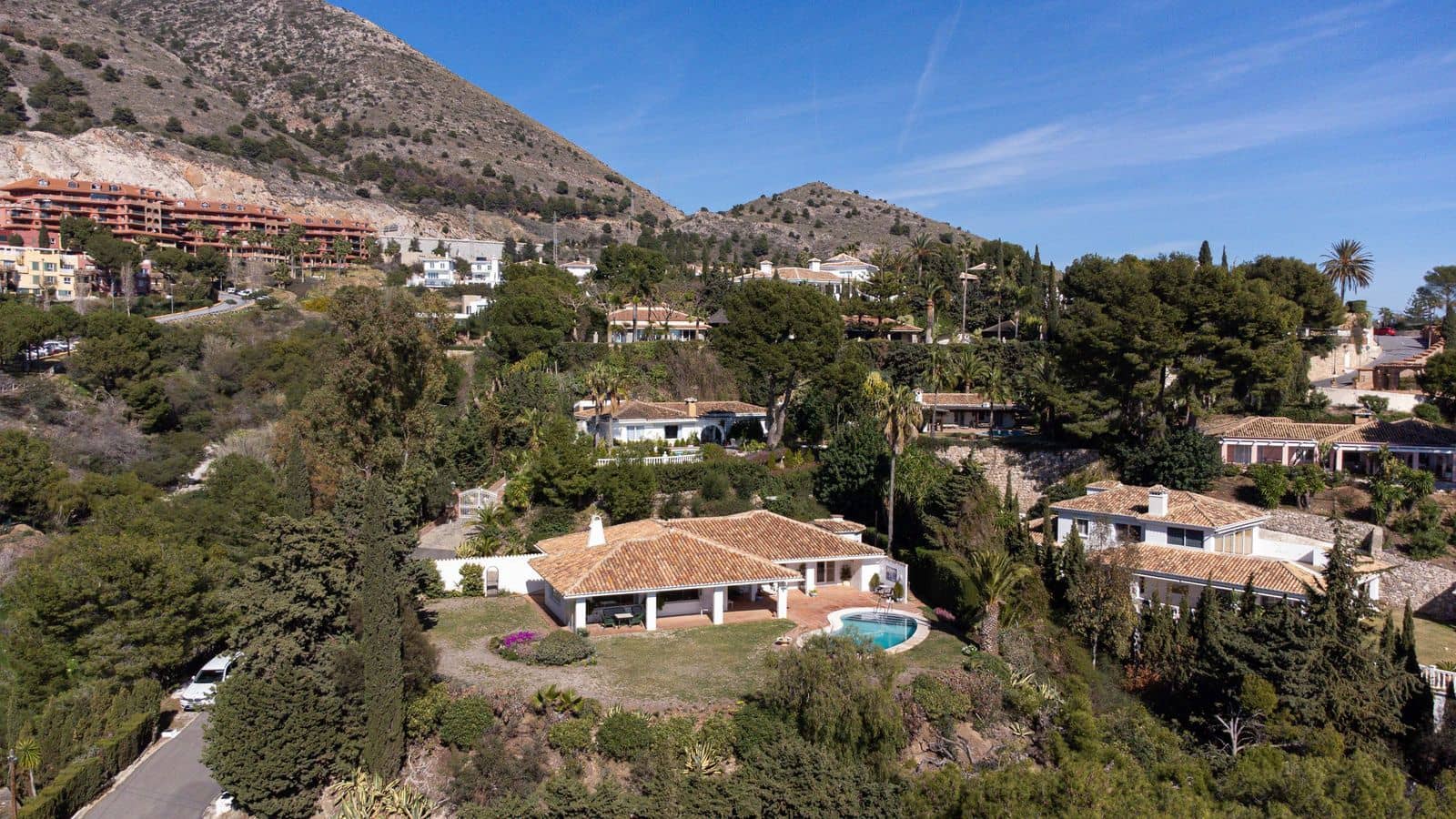 3 soveværelse Villa til salg i La Capellania med swimmingpool garage - € 1.450.000 (Ref: 8185235)