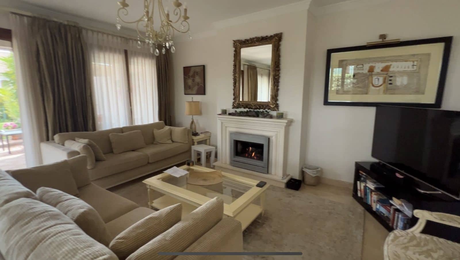 4 soveværelse Semi-Rækkehus til salg i Benahavis med swimmingpool garage - € 725.000 (Ref: 8191565)