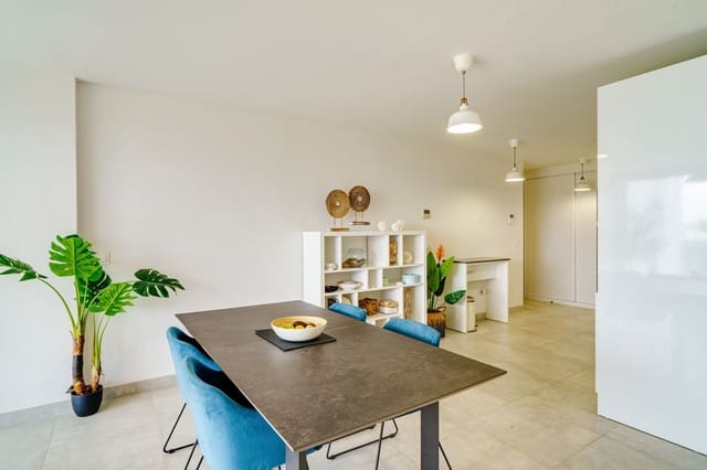 2 soveværelse Lejlighed til salg i La Cala Hills, Mijas med swimmingpool garage - € 399.000 (Ref: 8205412)