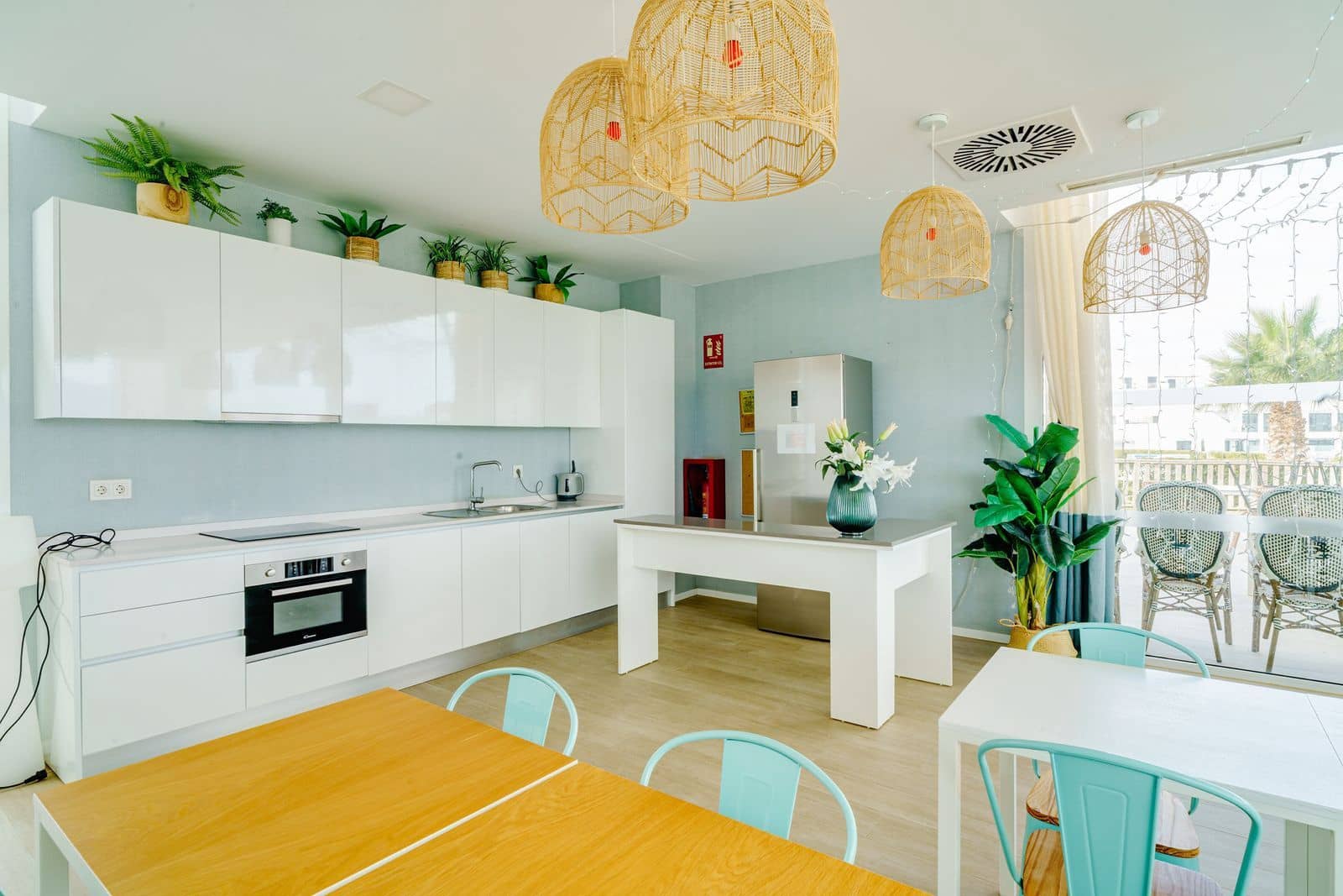 2 soverom Leilighet til salgs i La Cala Hills med svømmebasseng garasje - € 399 000 (Ref: 8205412)