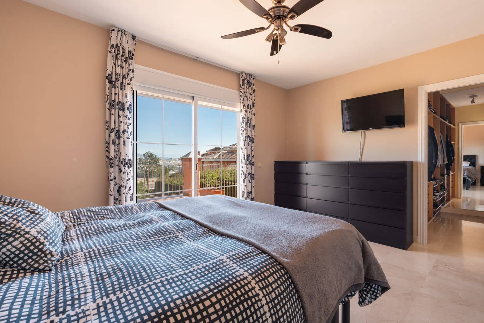 3 sovrum Villa till salu i Mijas Costa med pool garage - 775 000 € (Ref: 8205414)