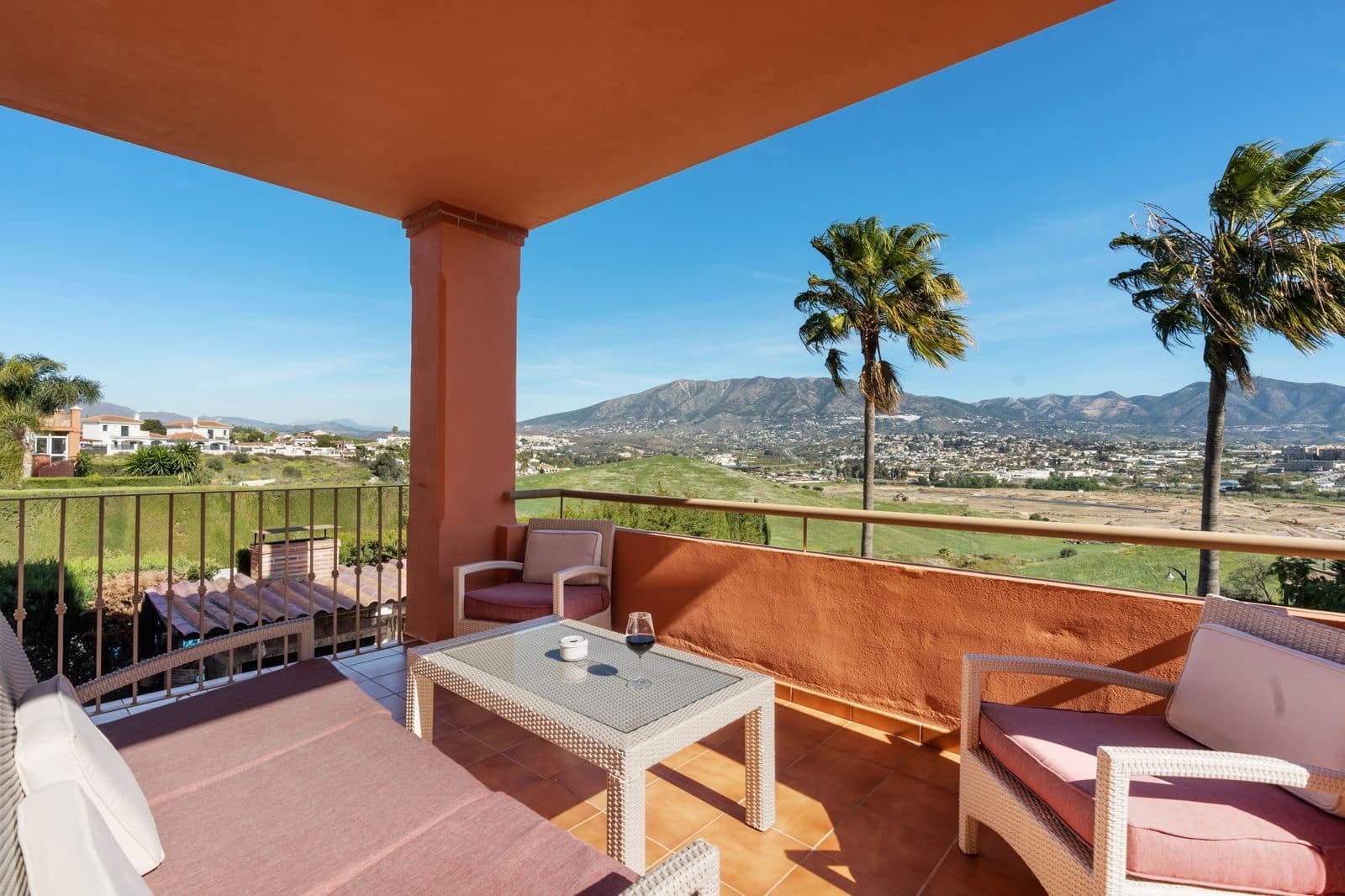 3 sovrum Villa till salu i Mijas Costa med pool garage - 775 000 € (Ref: 8205414)