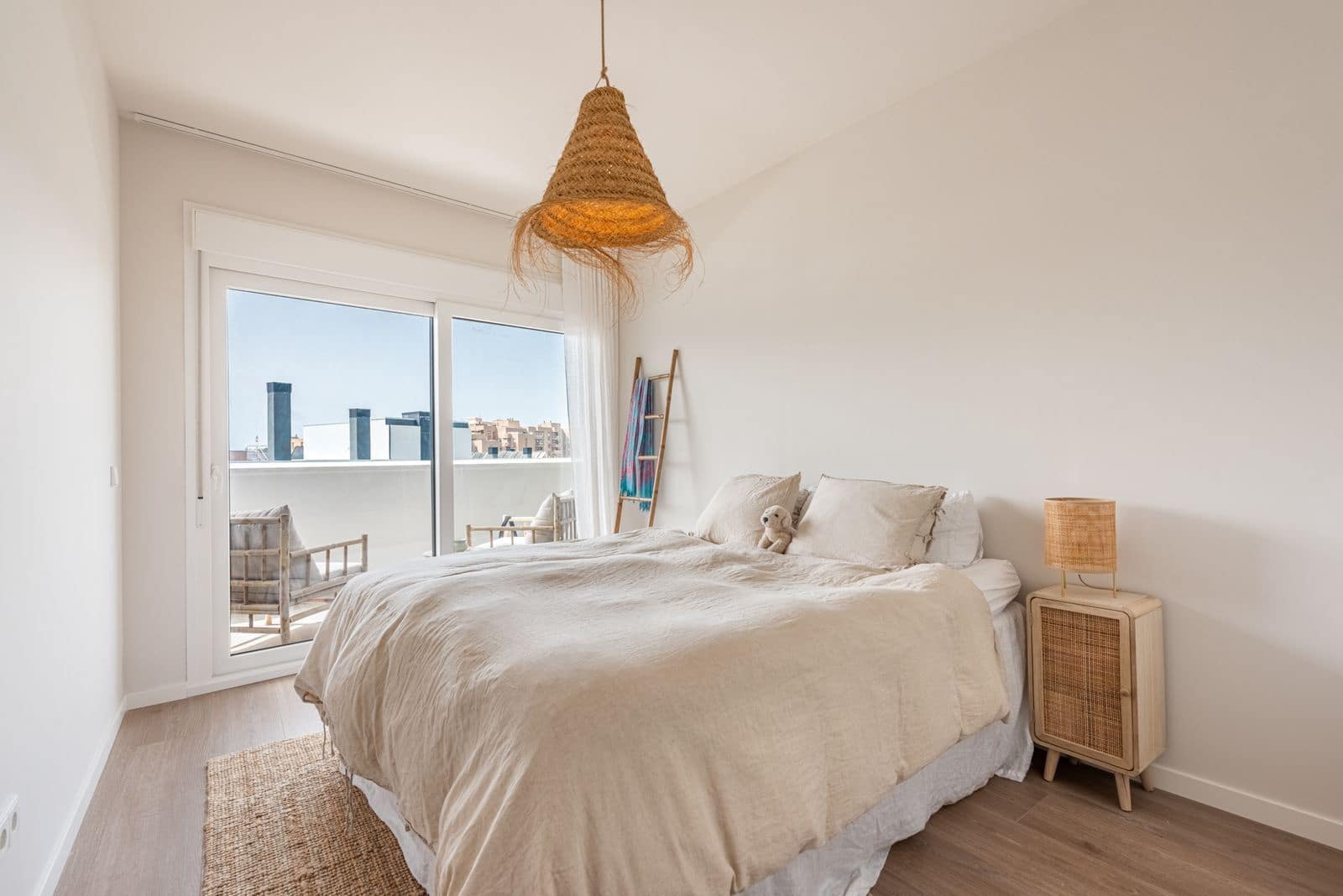 2 chambre Appartement à vendre à Estepona avec piscine garage - 320 000 € (Ref: 8205417)