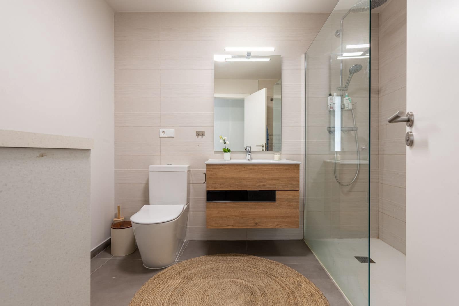 2 chambre Appartement à vendre à Estepona avec piscine garage - 320 000 € (Ref: 8205417)