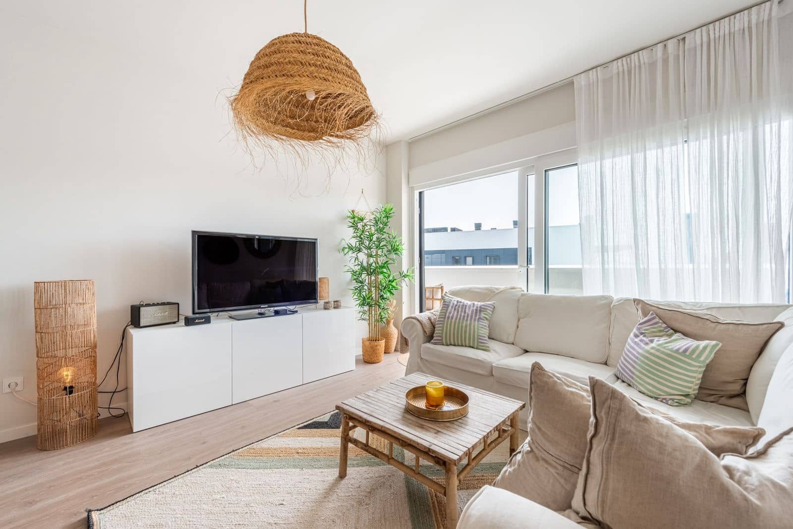 2 chambre Appartement à vendre à Estepona avec piscine garage - 320 000 € (Ref: 8205417)