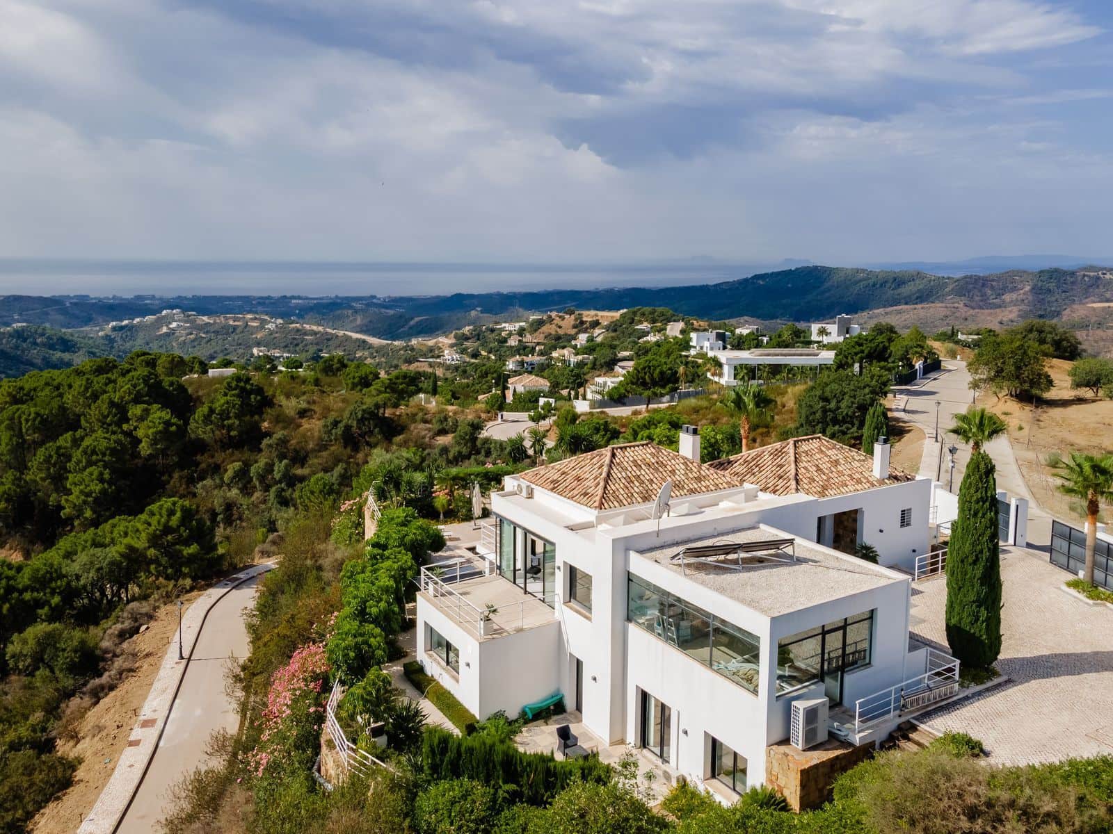 5 soveværelse Villa til salg i Benahavis med swimmingpool garage - € 2.200.000 (Ref: 8212141)