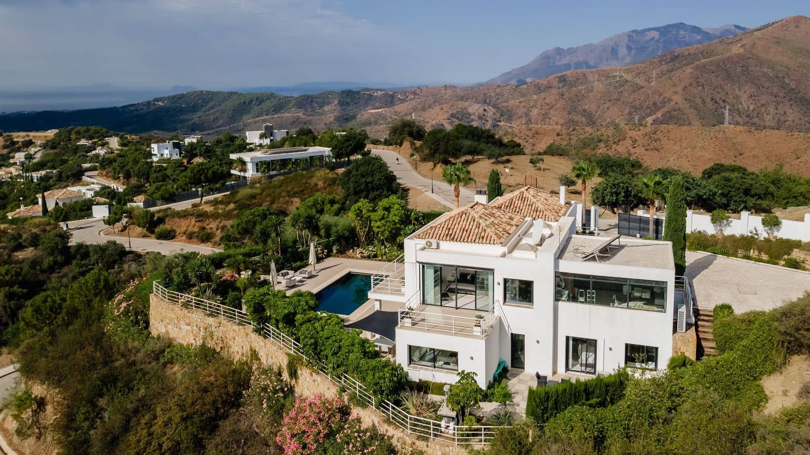 5 soveværelse Villa til salg i Benahavis med swimmingpool garage - € 2.200.000 (Ref: 8212141)