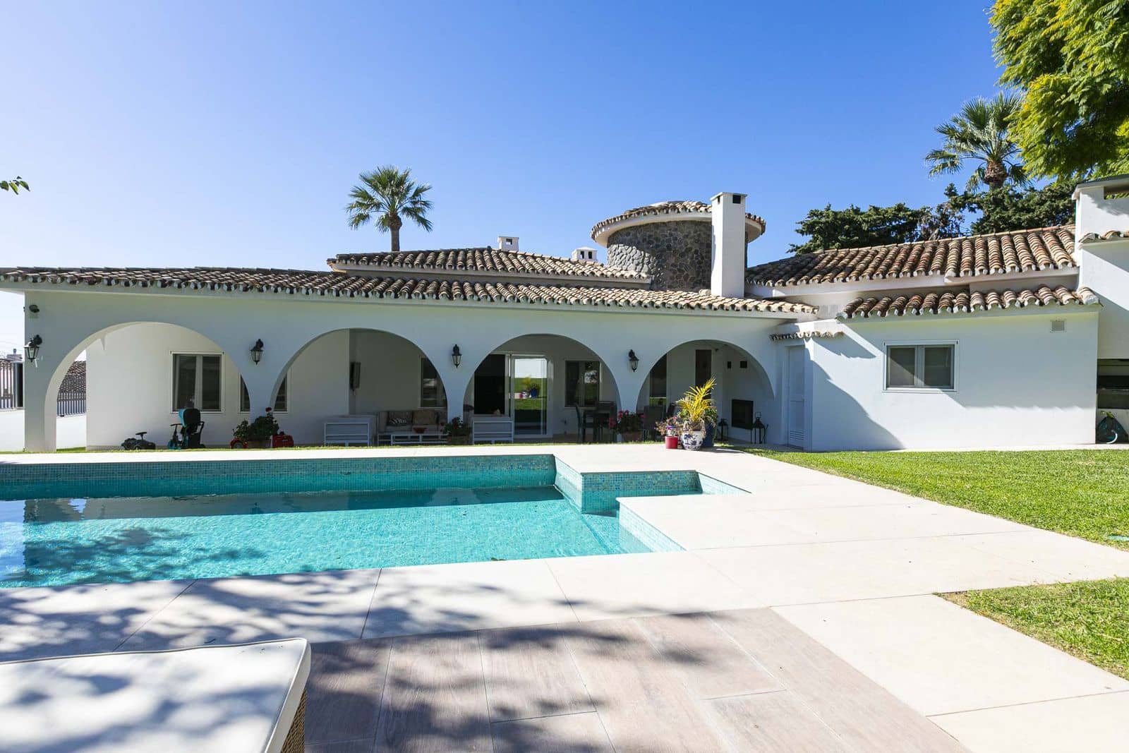 5 soveværelse Villa til salg i San Pedro de Alcantara med swimmingpool garage - € 1.975.000 (Ref: 8214837)