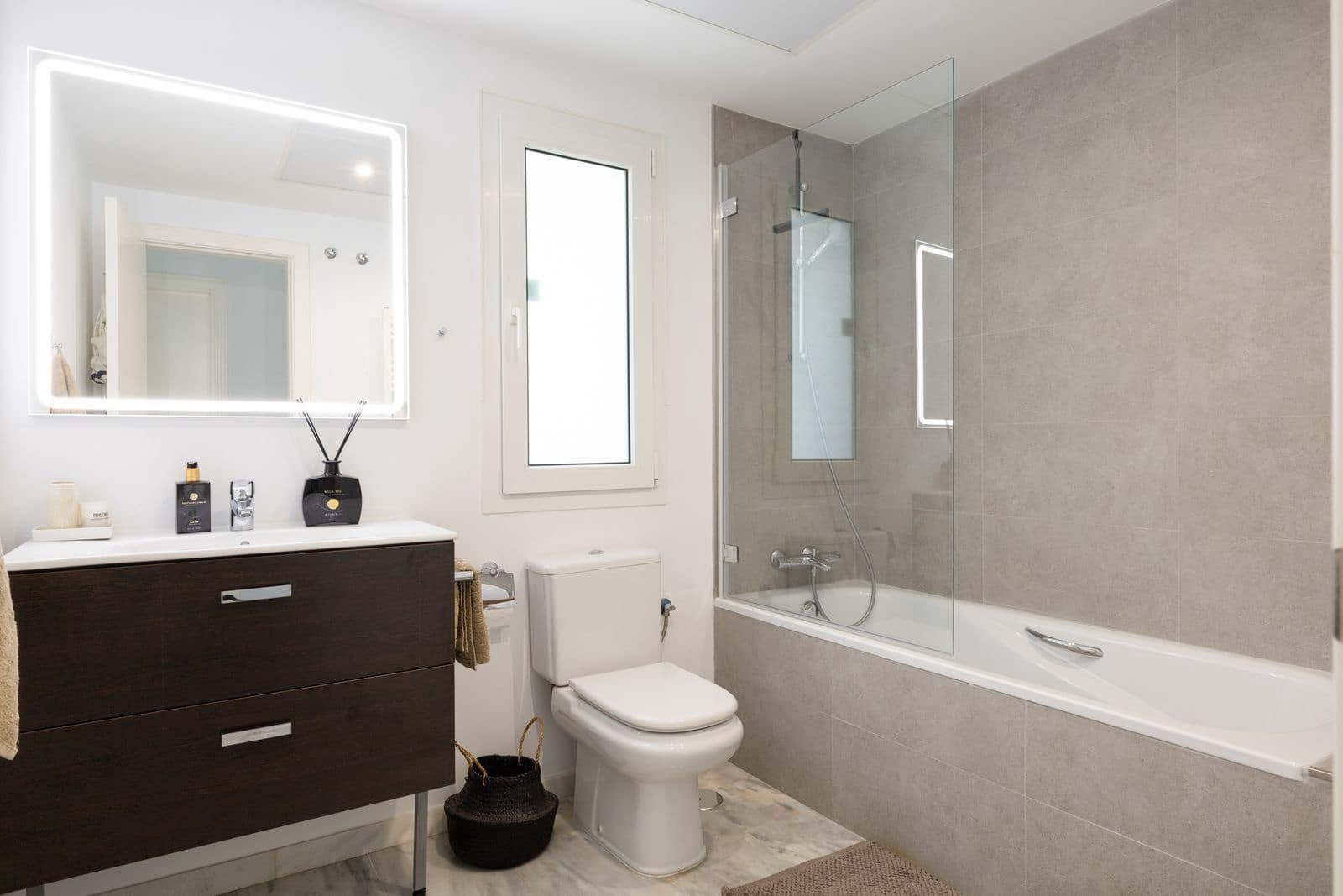 3 chambre Penthouse à vendre à Marbella avec piscine garage - 599 000 € (Ref: 8215218)