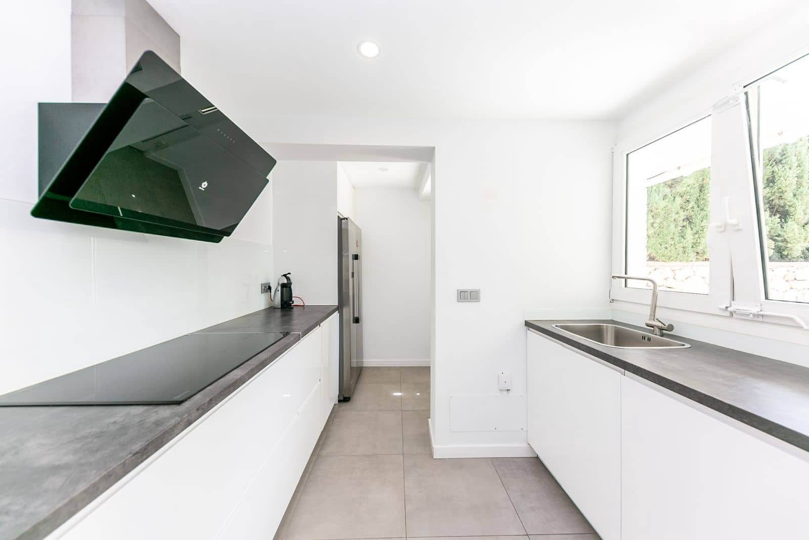 3 sypialnia Willa na sprzedaż w Benalmadena Costa z basenem garażem - 1 500 000 € (Ref: 8254752)