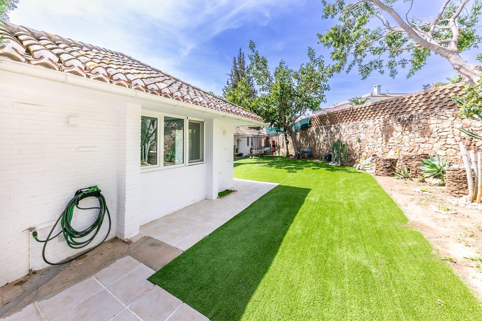 3 sypialnia Willa na sprzedaż w Benalmadena Costa z basenem garażem - 1 500 000 € (Ref: 8254752)