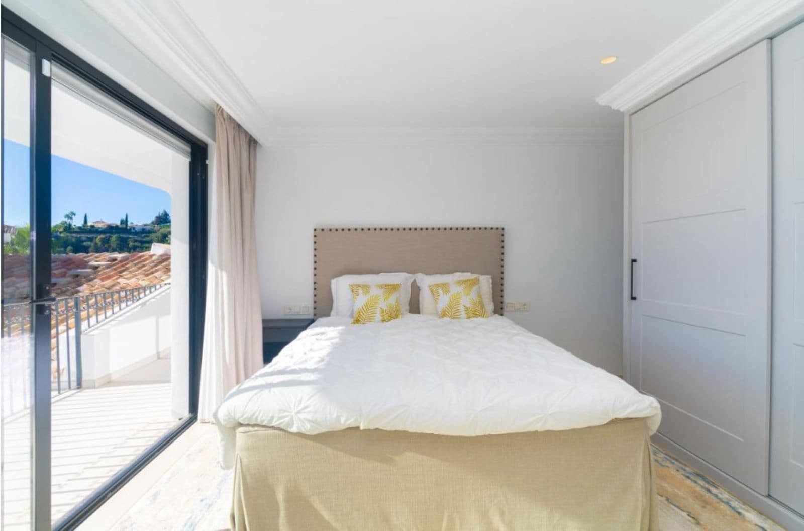 5 soveværelse Villa til salg i Benahavis med swimmingpool garage - € 2.995.000 (Ref: 8299495)