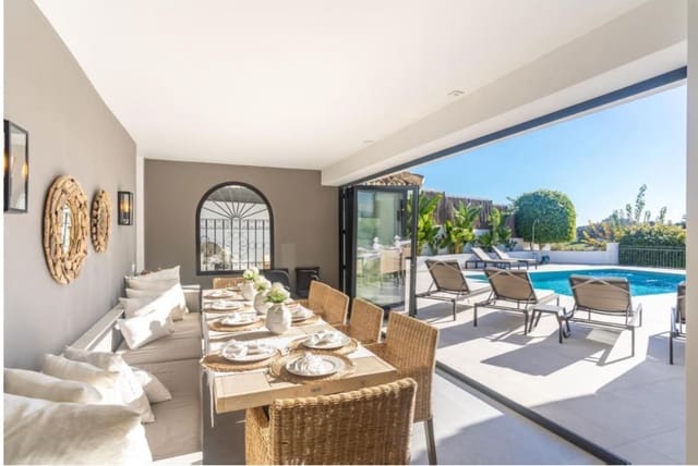 5 soverom Villa til salgs i El Paraíso, Benahavís med svømmebasseng garasje - € 2 995 000 (Ref: 8299495)