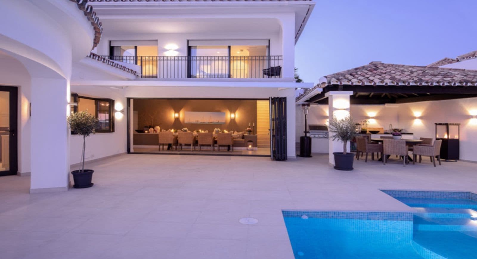 5 soveværelse Villa til salg i Benahavis med swimmingpool garage - € 2.995.000 (Ref: 8299495)