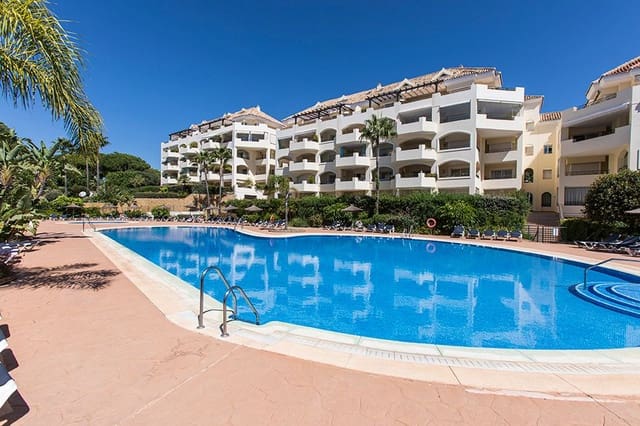 2 sovrum Lägenhet till salu i Elviria, Marbella med pool garage - 650 000 € (Ref: 8304696)