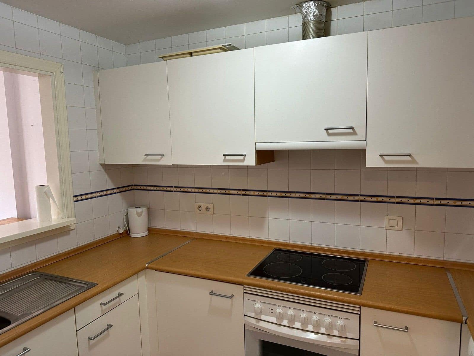 2 slaapkamer Strandappartement te koop in Calahonda met zwembad garage - € 425.000 (Ref: 8329503)