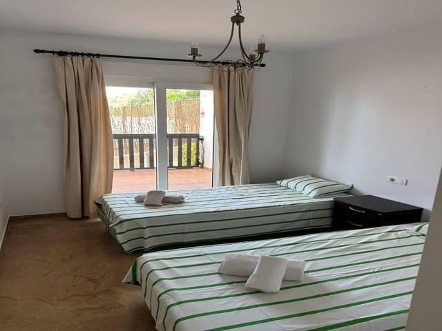 2 slaapkamer Strandappartement te koop in Calahonda, Mijas met zwembad garage - € 425.000 (Ref: 8329503)