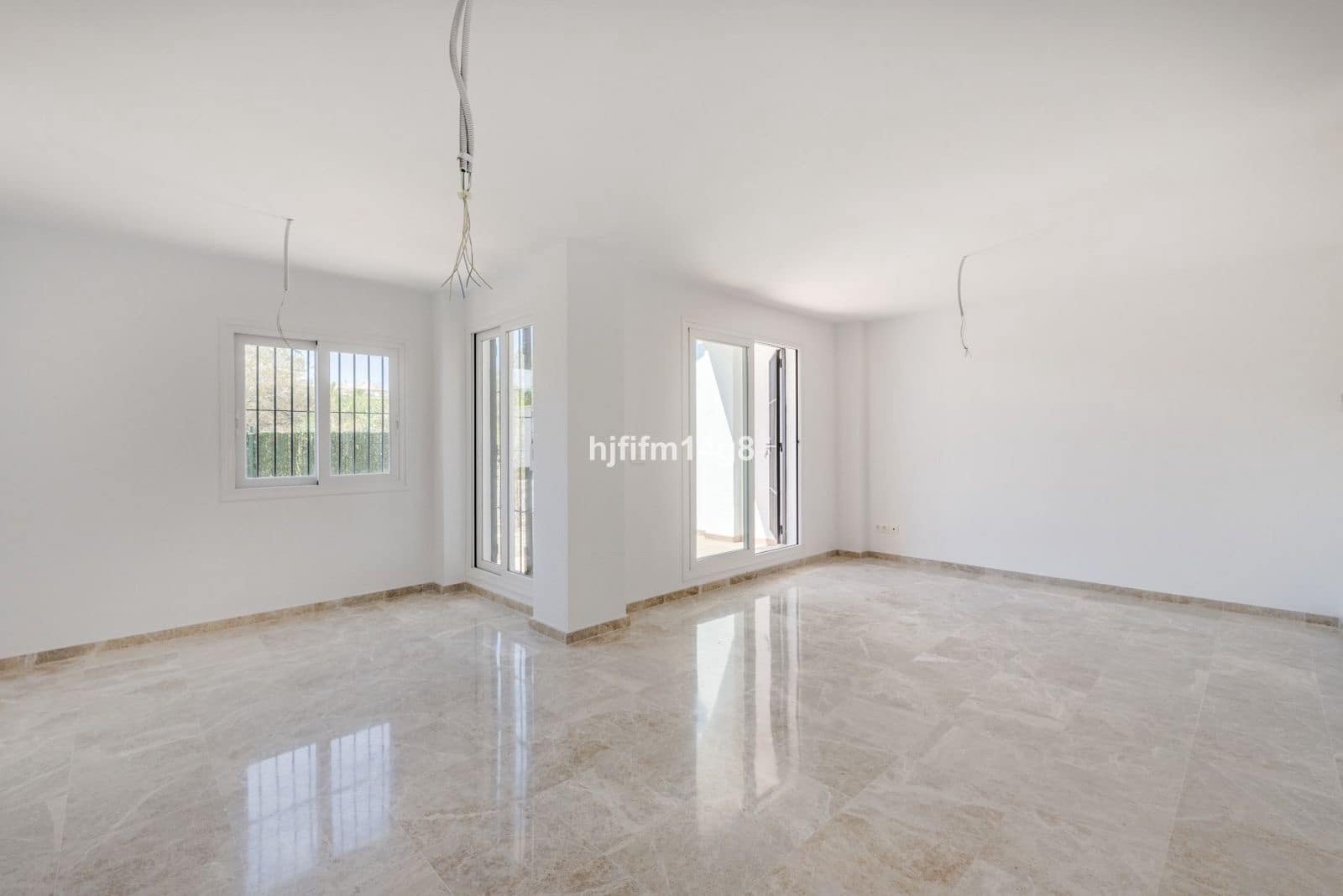 3 sovrum Hus till salu i Nueva Andalucia med pool garage - 575 000 € (Ref: 8395898)