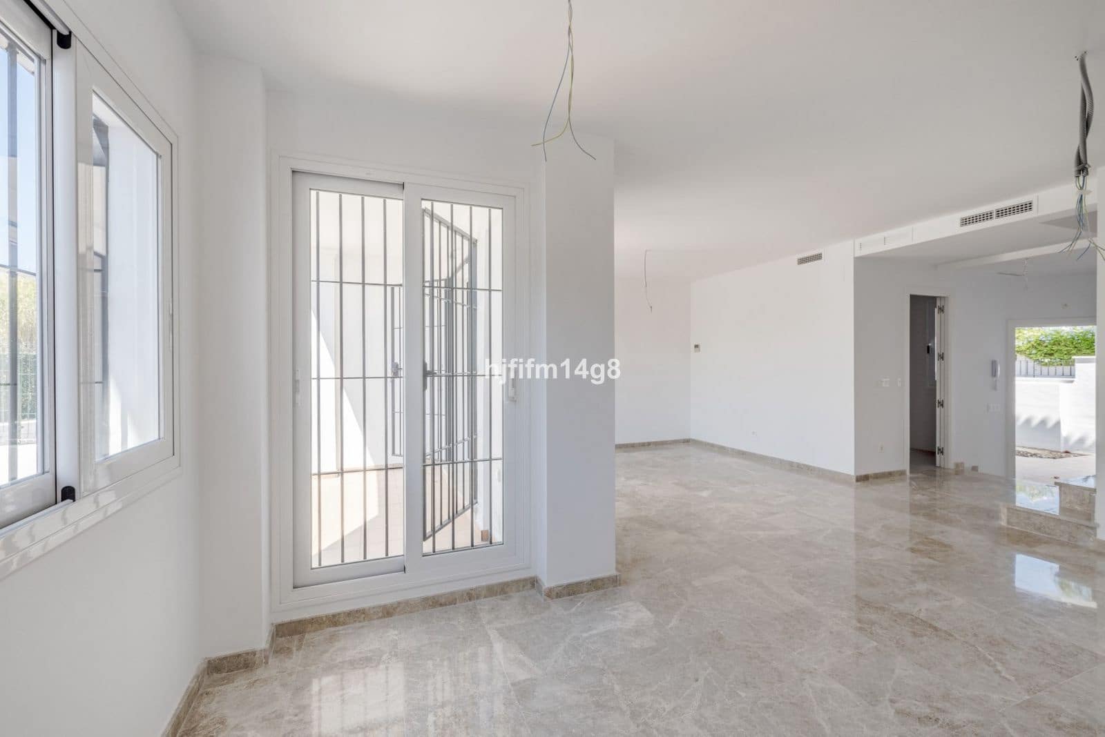 3 sovrum Hus till salu i Nueva Andalucia med pool garage - 575 000 € (Ref: 8395898)