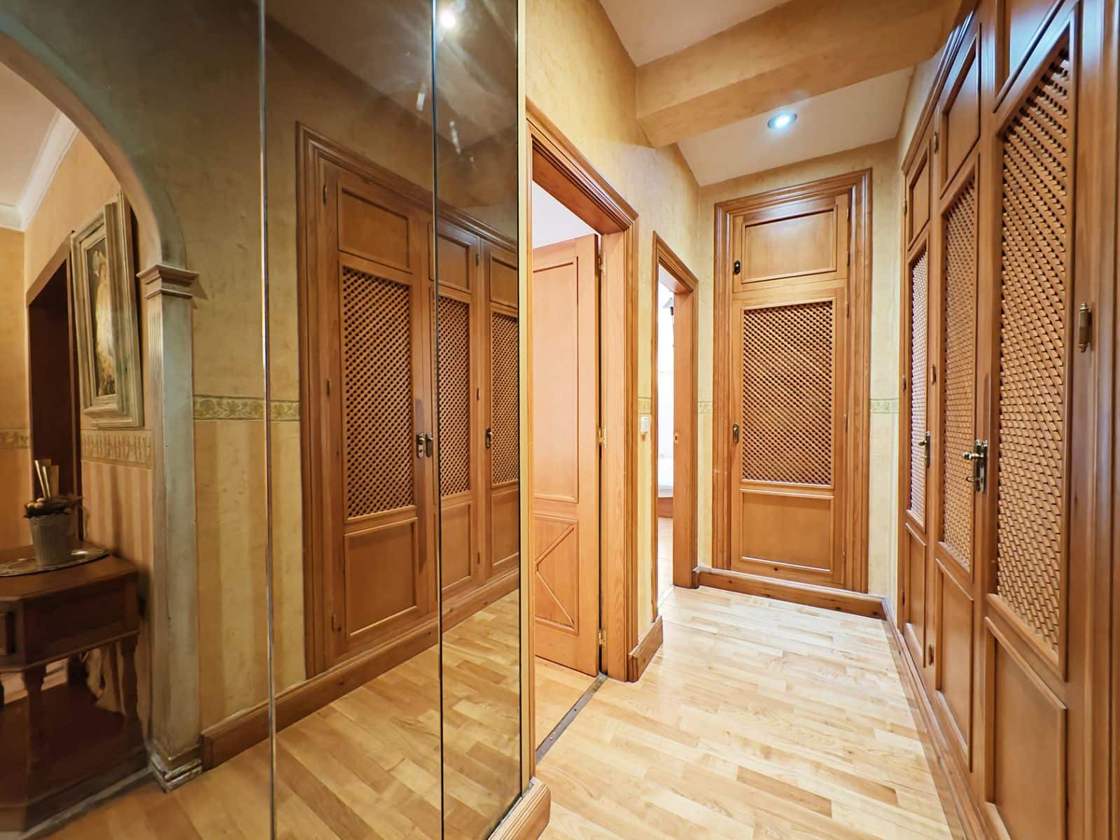 4 soveværelse Villa til salg i Mijas Costa med swimmingpool garage - € 950.000 (Ref: 8397800)