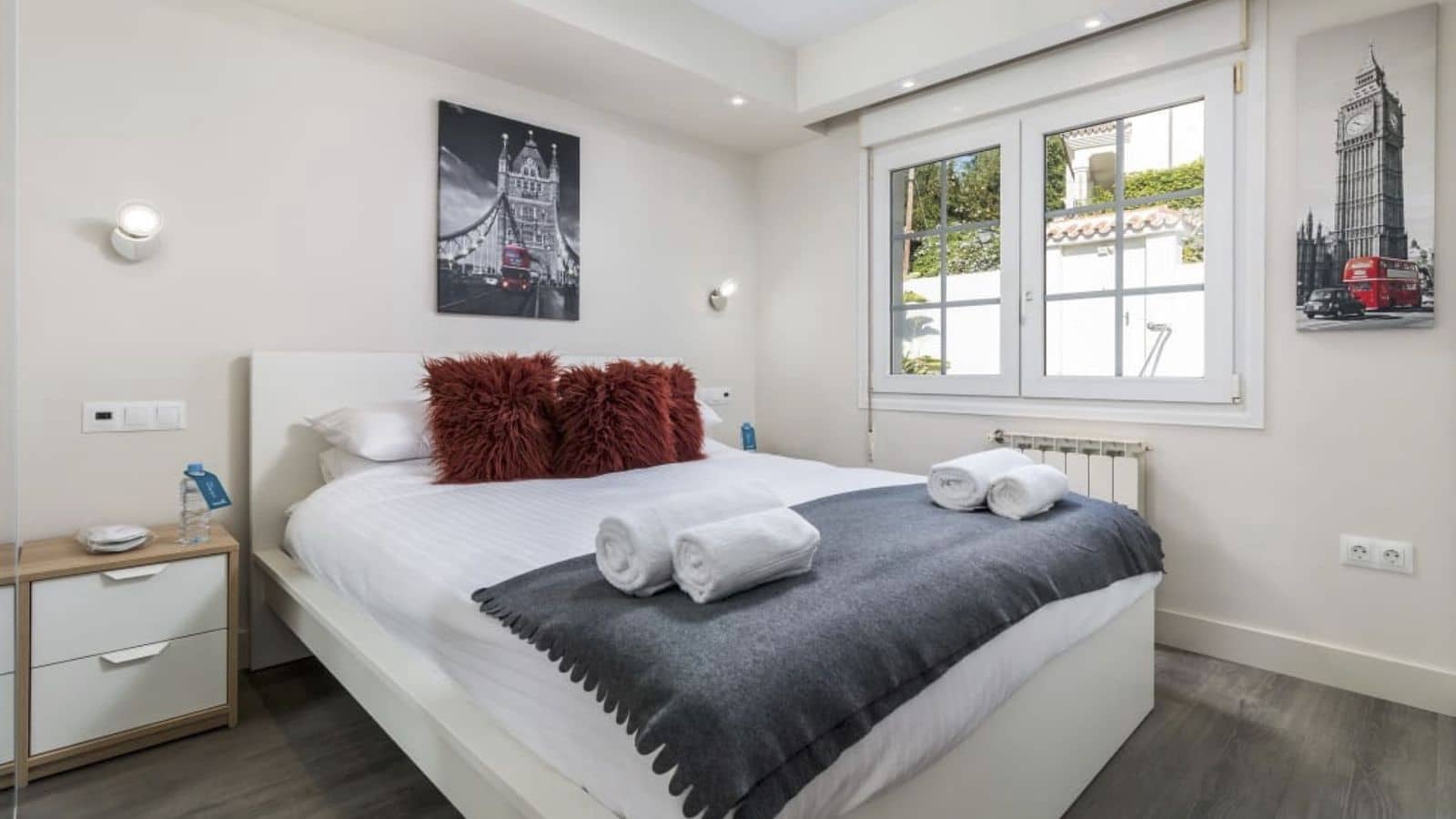 5 soveværelse Villa til salg i Nueva Andalucia med swimmingpool garage - € 1.399.000 (Ref: 8420392)