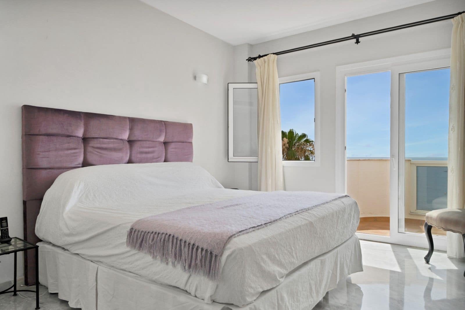 3 soveværelse Penthouse til salg i La Cala de Mijas med swimmingpool garage - € 1.400.000 (Ref: 8422416)