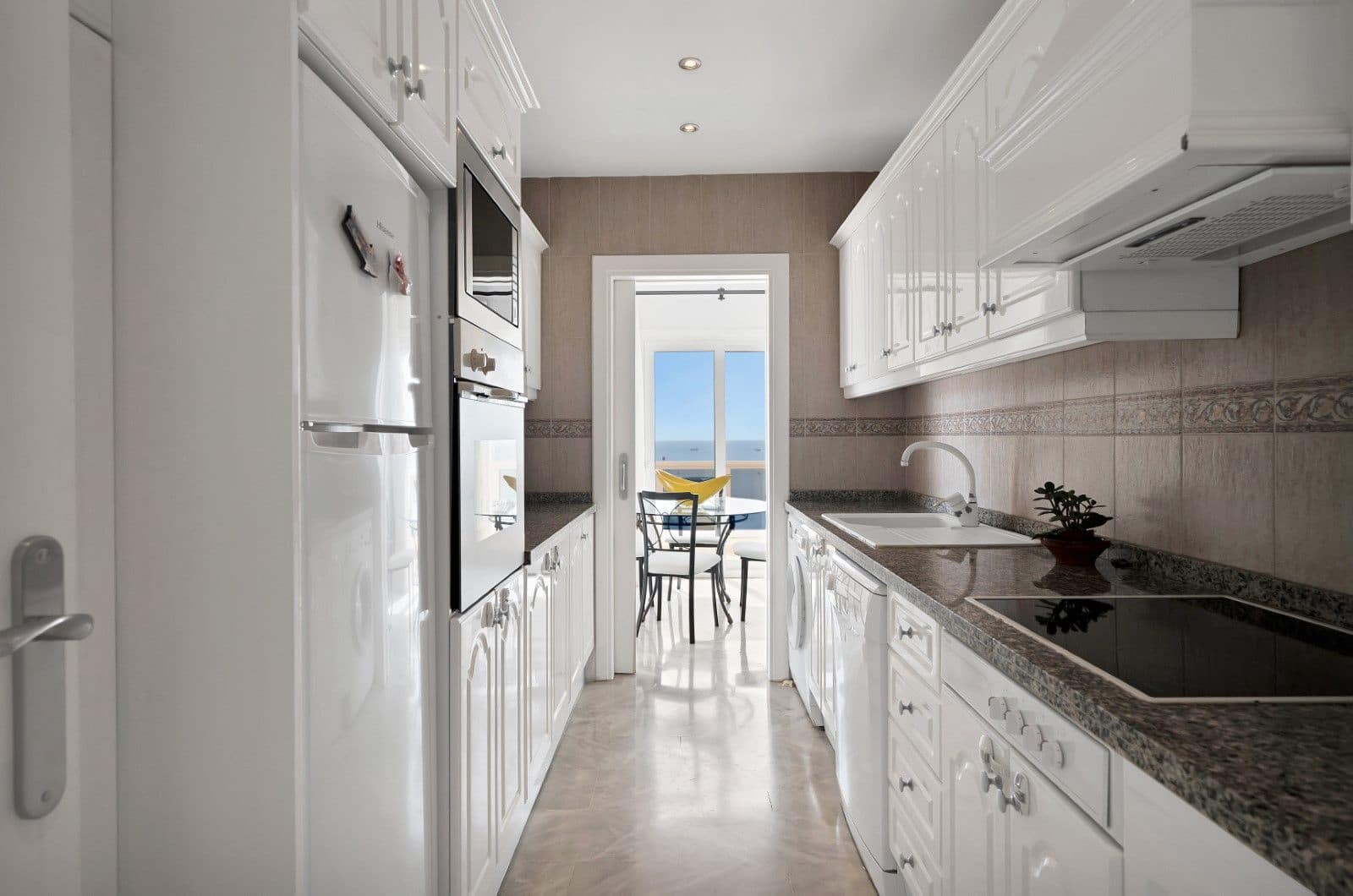 3 soveværelse Penthouse til salg i La Cala de Mijas med swimmingpool garage - € 1.400.000 (Ref: 8422416)