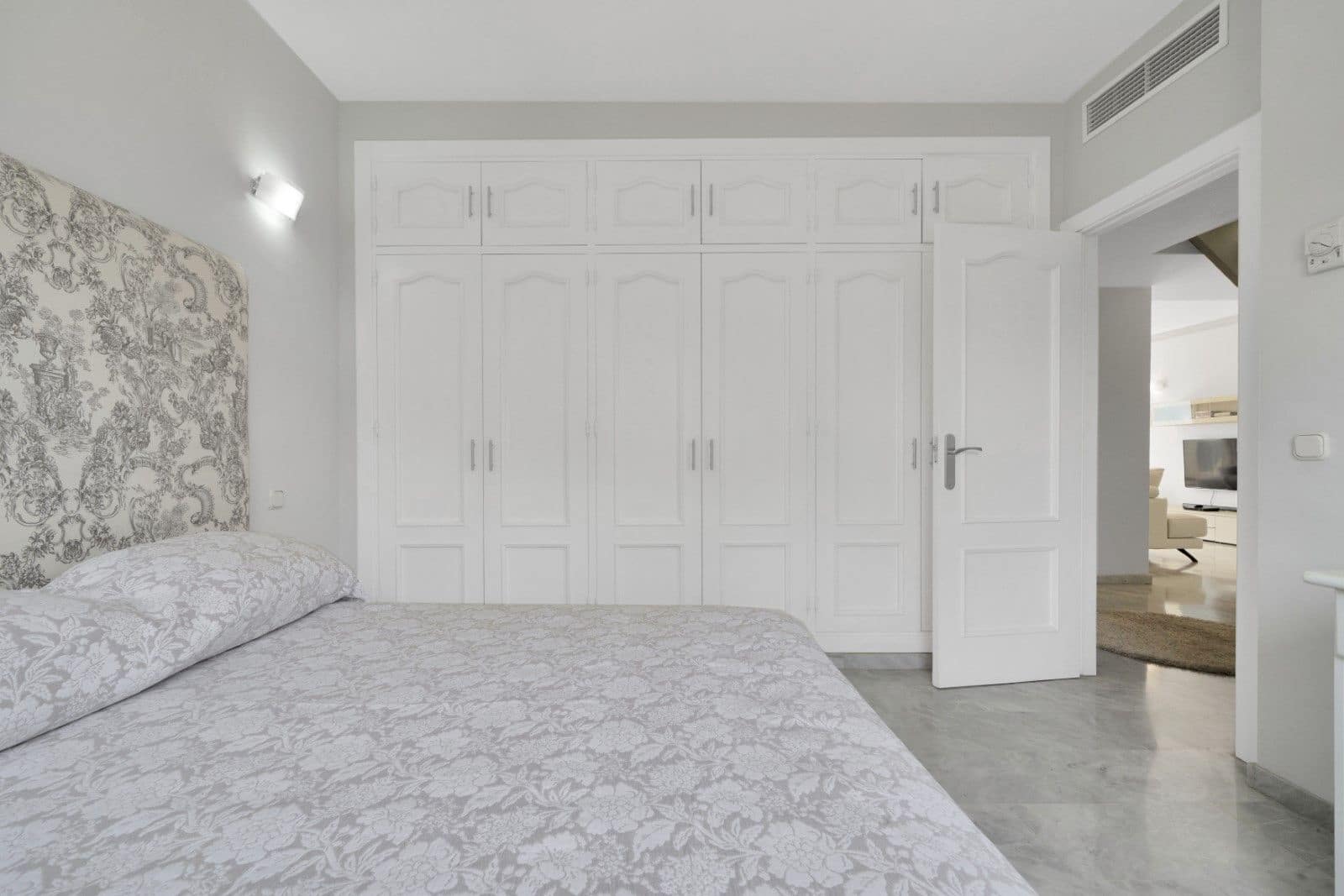 3 soveværelse Penthouse til salg i La Cala de Mijas med swimmingpool garage - € 1.400.000 (Ref: 8422416)