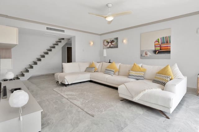 3 bedroom Penthouse for sale in La Cala de Mijas, Mijas with pool garage - € 1,400,000 (Ref: 8422416)