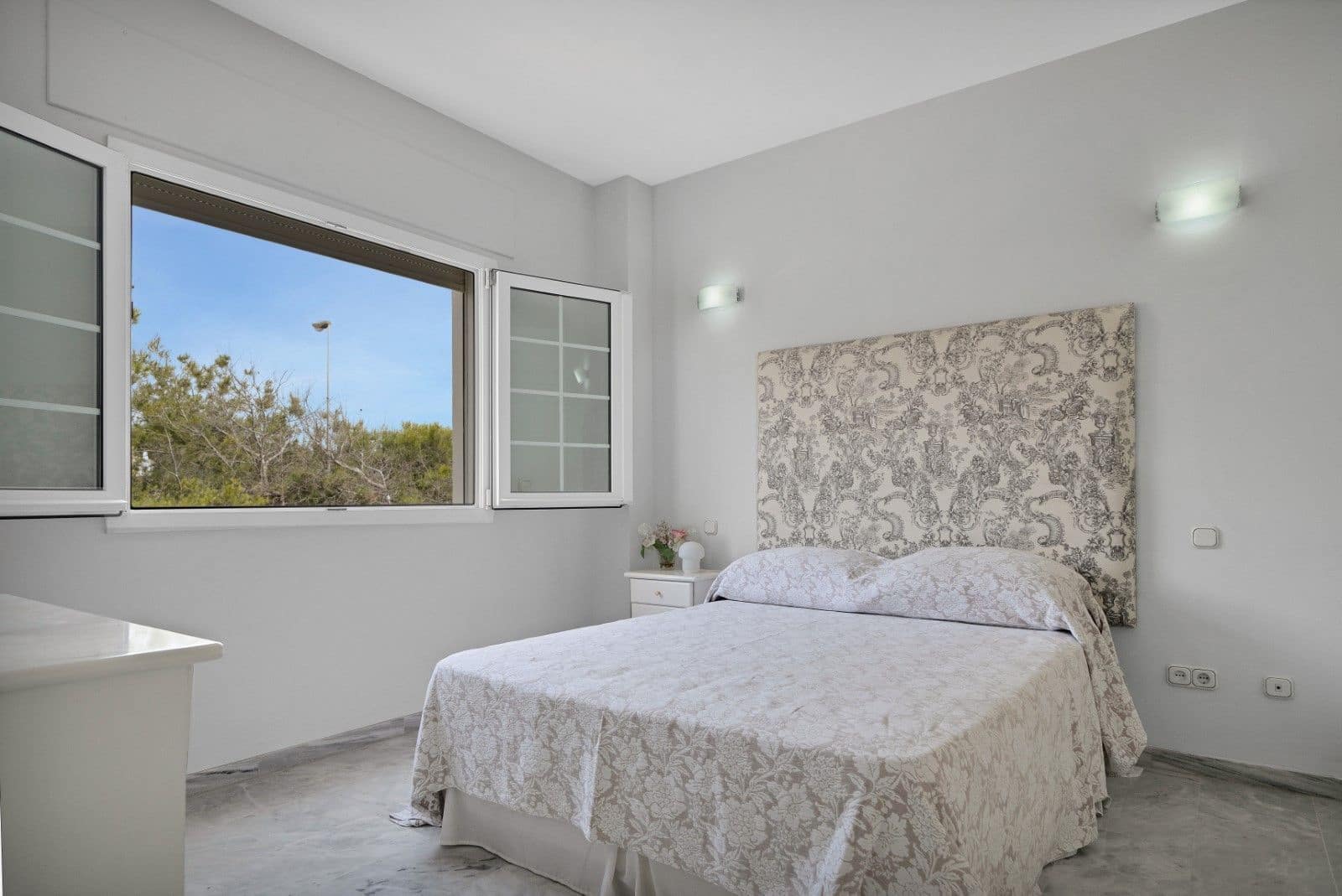 3 soveværelse Penthouse til salg i La Cala de Mijas med swimmingpool garage - € 1.400.000 (Ref: 8422416)