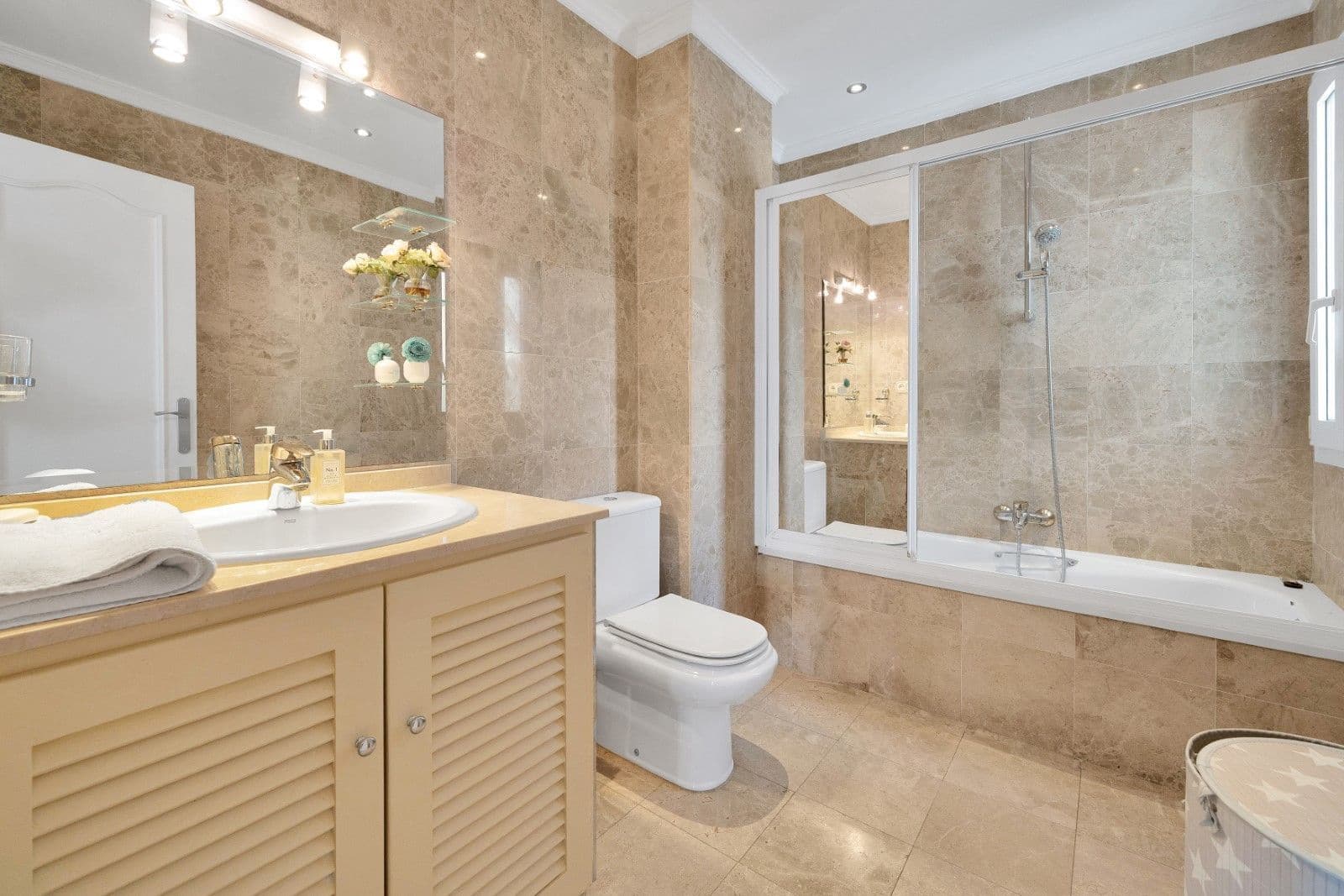 3 soveværelse Penthouse til salg i La Cala de Mijas med swimmingpool garage - € 1.400.000 (Ref: 8422416)