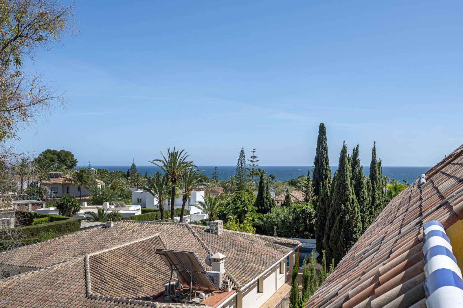 3 soveværelse Lejlighed til salg i Bahia de Marbella med swimmingpool garage - € 699.000 (Ref: 8422422)