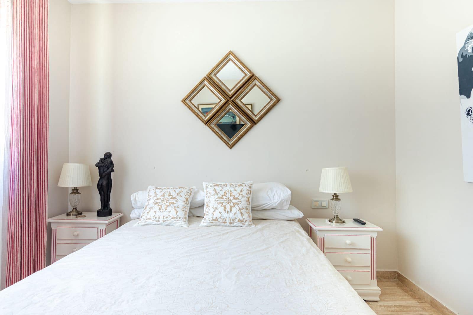 2 soveværelse Lejlighed til salg i San Pedro de Alcantara med swimmingpool garage - € 725.000 (Ref: 8422500)