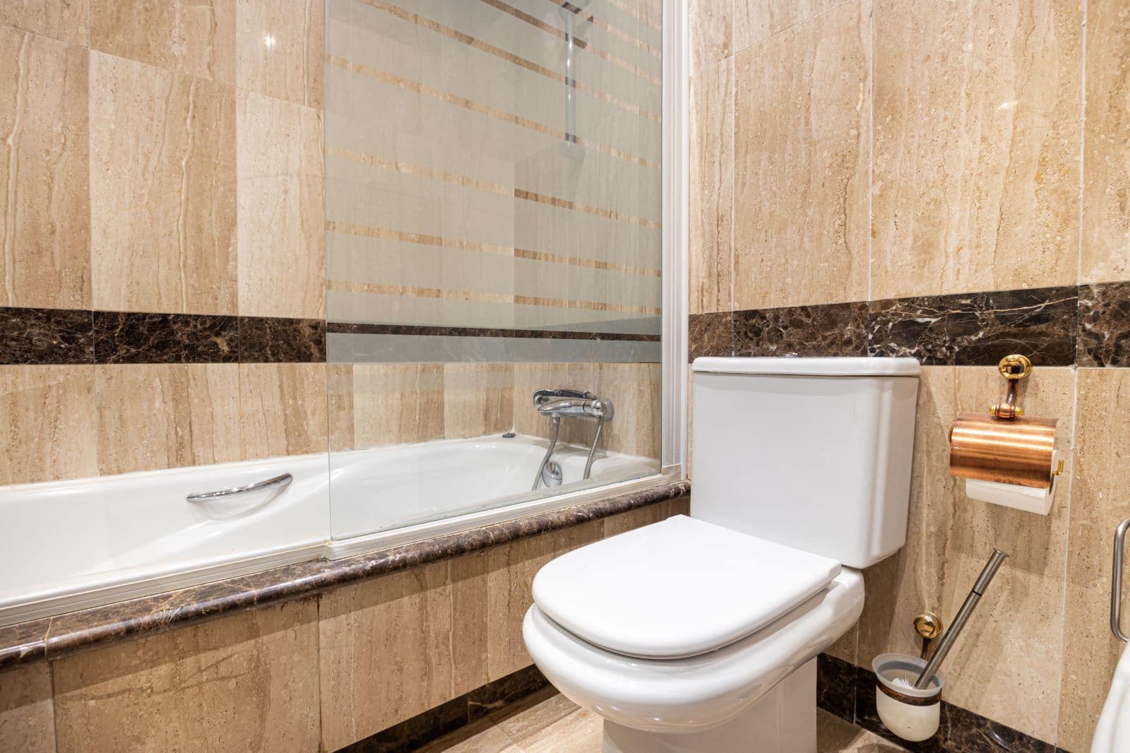 2 soveværelse Lejlighed til salg i San Pedro de Alcantara med swimmingpool garage - € 725.000 (Ref: 8422500)